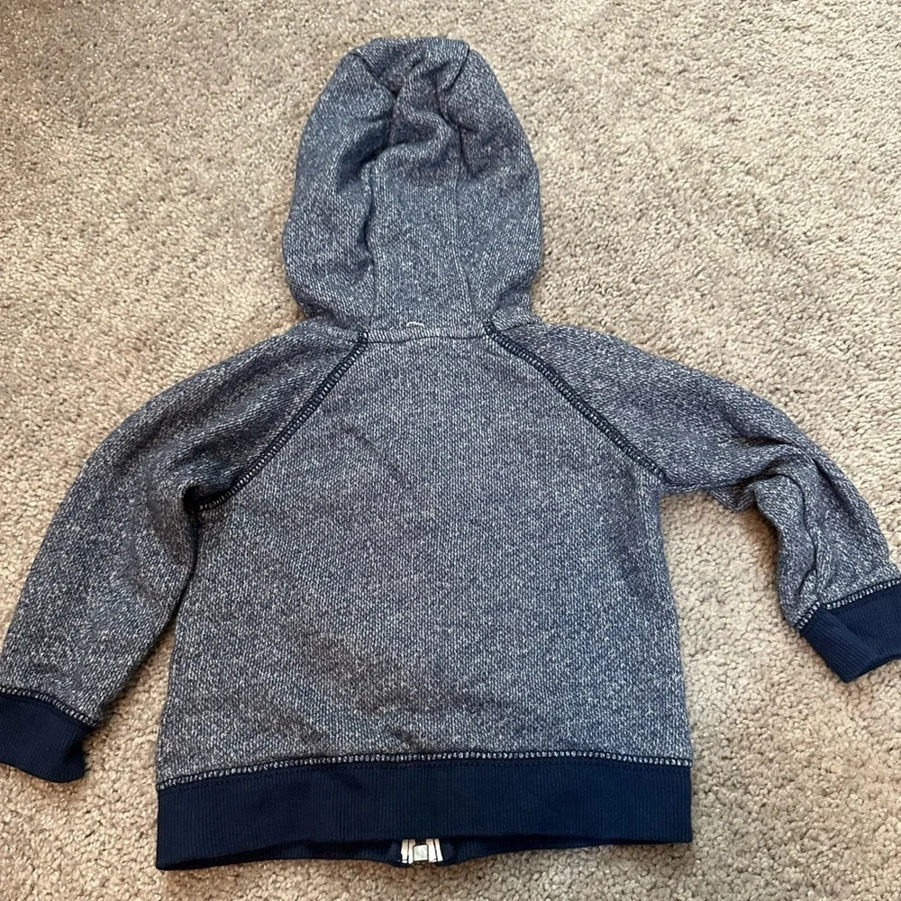 ☘️☘️☘️Carters boy sweatsuit 12m☘️☘️☘️ - Picture 4 of 6
